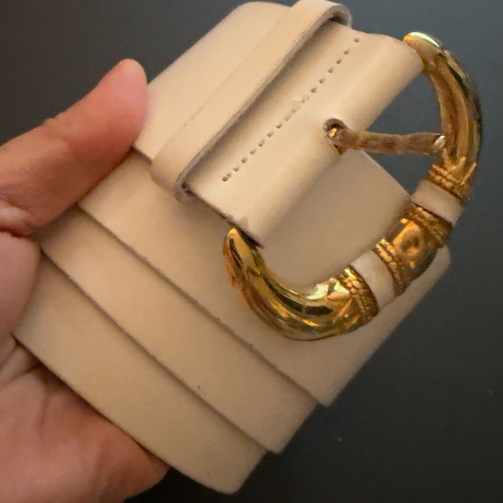 Vintage Emanuel Ungaro Cream and Gold Belt